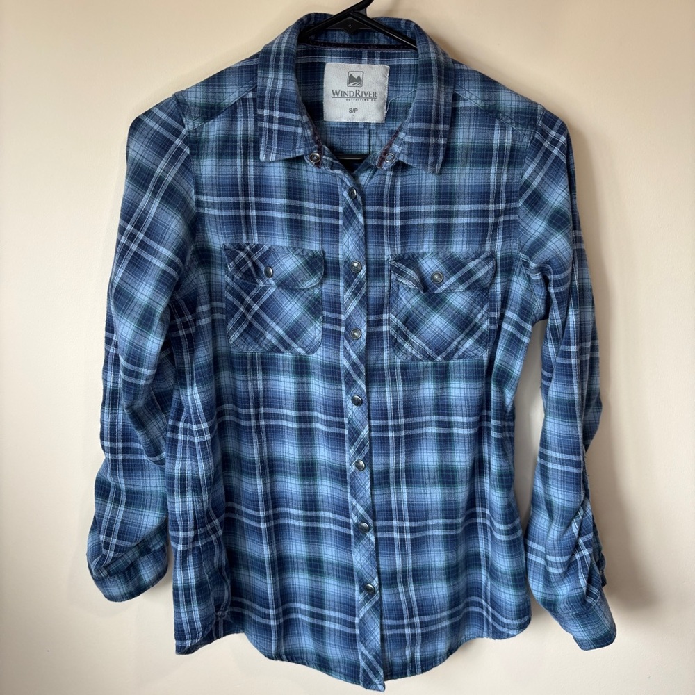 Women's Wind River Blue Plaid Long Sleeve  Cotton Shirt Snaps Roll-Up Sleeves